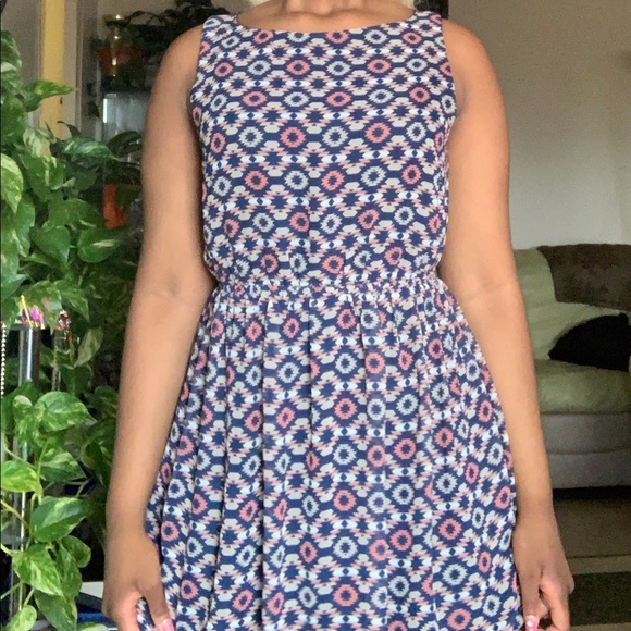 Aztec design dress - Picture 1 of 5